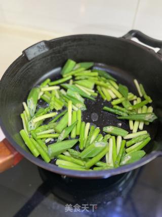 春葵芦笋鱿鱼须的做法步调：5