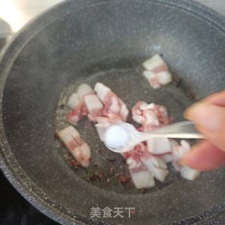 螺丝椒炒笋干的做法步调：11
