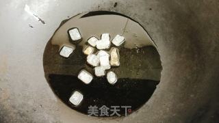 小鸡炖蘑菇的做法步调：2
