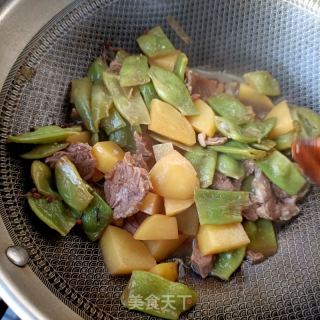 牛肉炖油豆土豆的做法步调：13