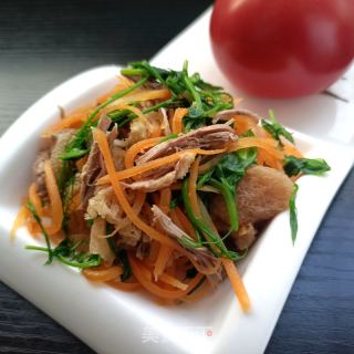 胡萝卜竹荪拌鸽肉的做法步调：14