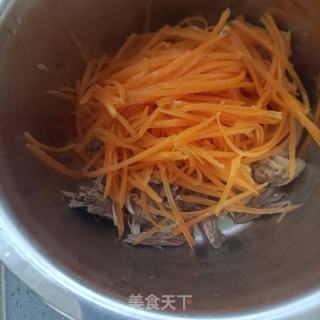 胡萝卜竹荪拌鸽肉的做法步调：9