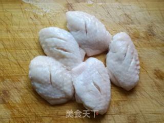柠喷鼻烤翅的做法步调：1