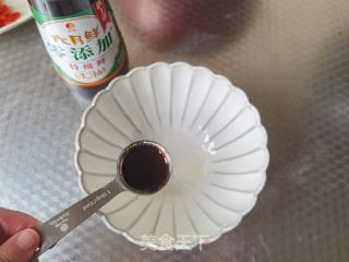 夏季陈，清新凉拌西葫芦的做法步调：5