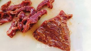 乌椒牛柳的做法步调：3