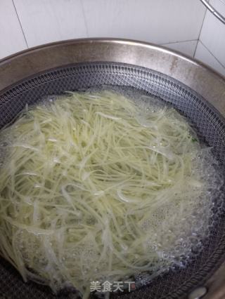 杭椒炒土豆的做法步调：4