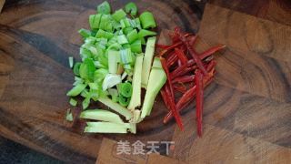 麻辣龙虾尾的做法步调：4