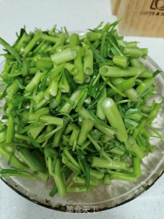 肉丝炒空心菜梗的做法步调：3