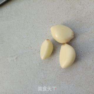 烤肠拌马兰头的做法步调：5