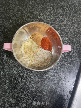麻辣拌的做法步调：6