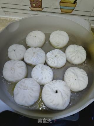 梅干菜火煎包的做法步调：21