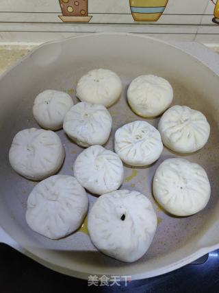 梅干菜火煎包的做法步调：19
