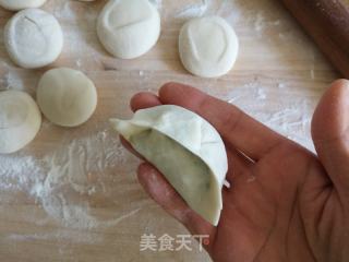 韭菜鸡蛋火煎包的做法步调：11