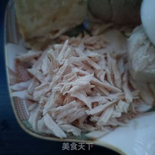 煮肉丝拌菠菜的做法步调：11