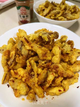 椒盐蘑菇的做法步调：10
