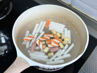 韩式辣炒年糕的做法步调：4