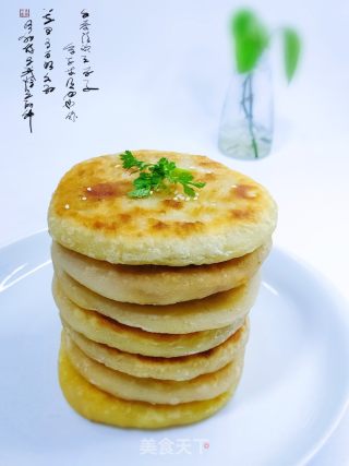 牛肉馅饼的做法步调：1
