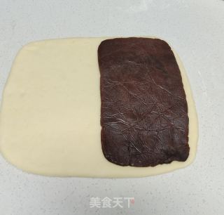 豆沙多层里包的做法步调：3