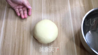 浓奶油小餐包，又喷鼻又硬又推丝，咬一心奶喷鼻实足！的做法步调：5
