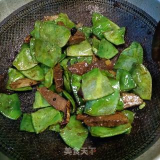 卤肉焖藊豆的做法步调：6