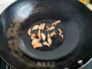 洋葱喷鼻菇炒花菜的做法步调：7