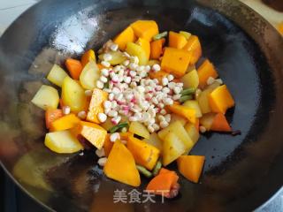 土豆北瓜炒饭的做法步调：6