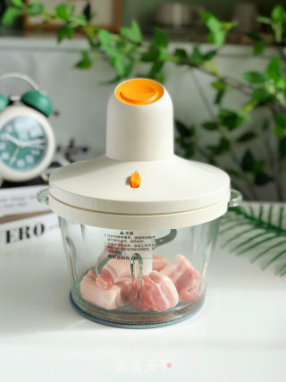 坚皮炸茄盒的做法步调：2