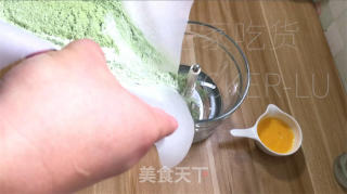 抹茶酥粒沙布列直偶，饼干酥喷鼻，苦纳许茶喷鼻丝滑，好吃到停没有下去。的做法步调：2