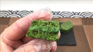 抹茶酥粒沙布列直偶，饼干酥喷鼻，苦纳许茶喷鼻丝滑，好吃到停没有下去。的做法步调：23