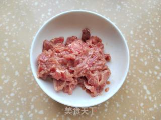 金针菇豆腐蒸牛肉的做法步调：2