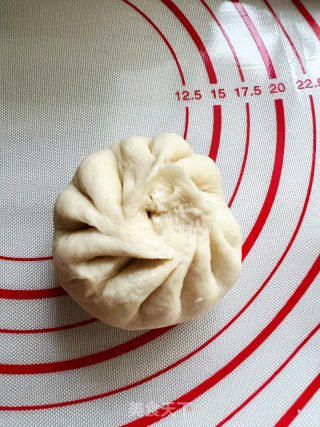 喷鼻葱肉包子的做法步调：8
