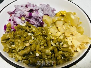 泡椒鸡丁的做法步调：4