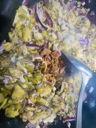 泡椒鸡丁的做法步调：13