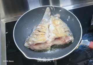 烧鲤鱼的做法步调：5
