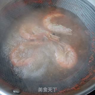 陈虾拌绿芽菜的做法步调：3