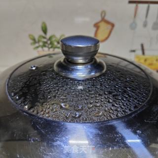 五花肉酸菜炖粉条的做法步调：12