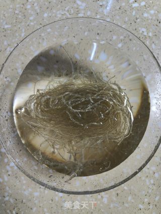 五花肉酸菜炖粉条的做法步调：4