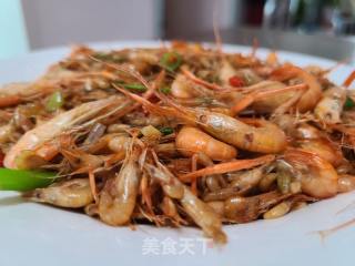 爆炒小河虾的做法步调：8