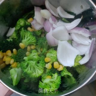 玉米西兰花乌虎虾沙推的做法步调：10