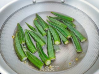 蒜喷鼻春葵的做法步调：3