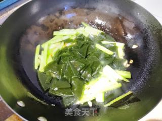 丝瓜烧仙人豆腐的做法步调：4