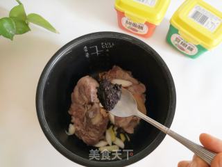 酱梅花骨的做法步调：4