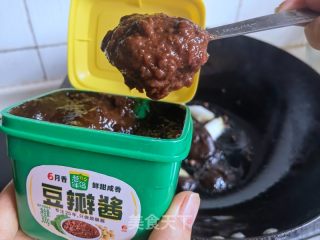 酱焖鲈鱼的做法步调：4