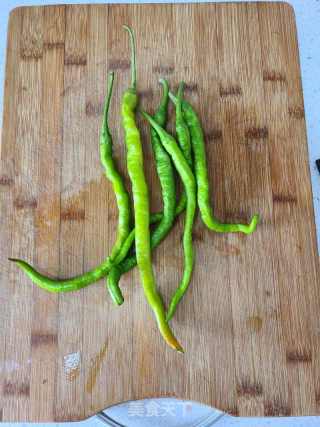 黄色莙荙菜线椒炒鸡蛋的做法步调：7
