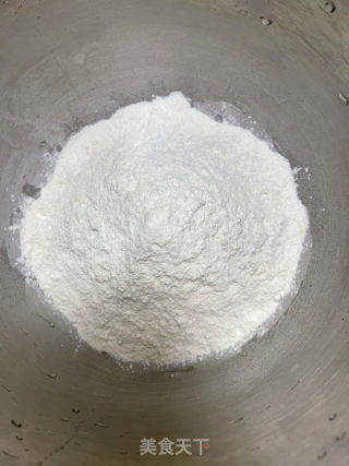 喷鼻菇青菜包子的做法步调：1