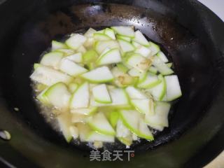 蒲瓜油条汤的做法步调：4