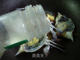 梭子蟹丝瓜汤的做法步调：5