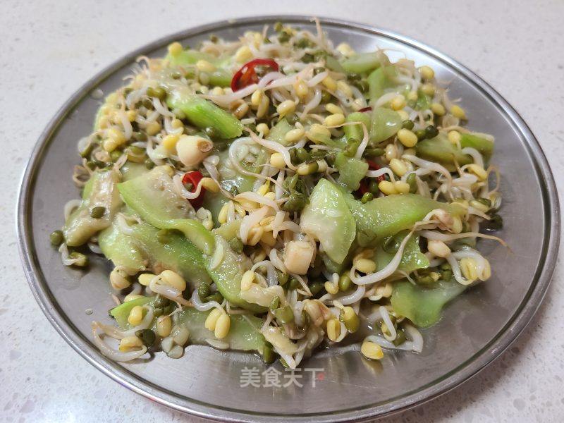 丝瓜炒绿芽菜的做法