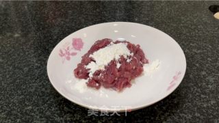 番茄鸡蛋牛肉里的做法步调：3
