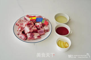 戴德节北乳欧洲猪肋排的做法步调：1